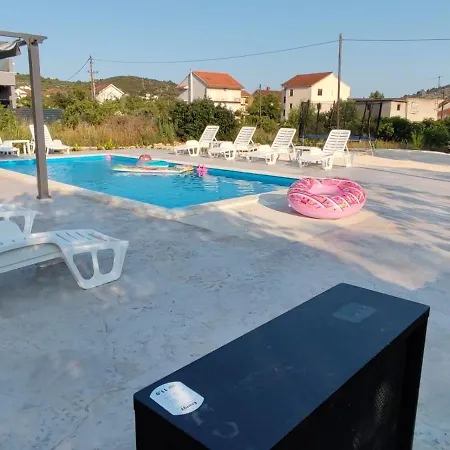 Family Friendly With A Swimming Pool Vinisce, Trogir - 12676