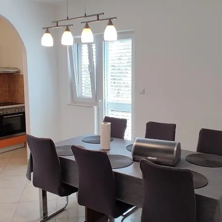 Family Friendly With A Swimming Pool Vinisce, Trogir - 12676