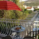 Family-friendly With Swimming Pool Vinisce, Trogir - 12676