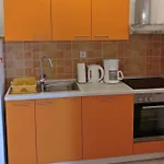 Apartamento Family-friendly With Swimming Pool Vinisce, Trogir - 12676 *
