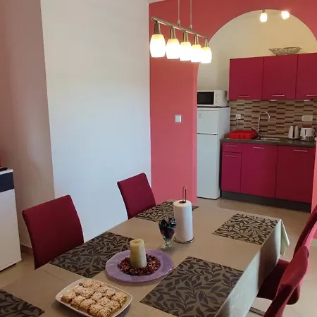 Family Friendly With A Swimming Pool Vinisce, Trogir - 12676 Apartment