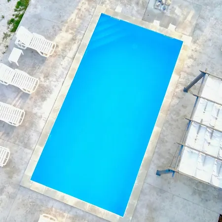 Family-friendly With Swimming Pool Vinisce, Trogir - 12676 Apartamento Vinišće
